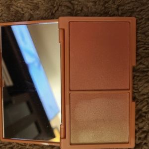 I heart revolution peach and glow mini palette